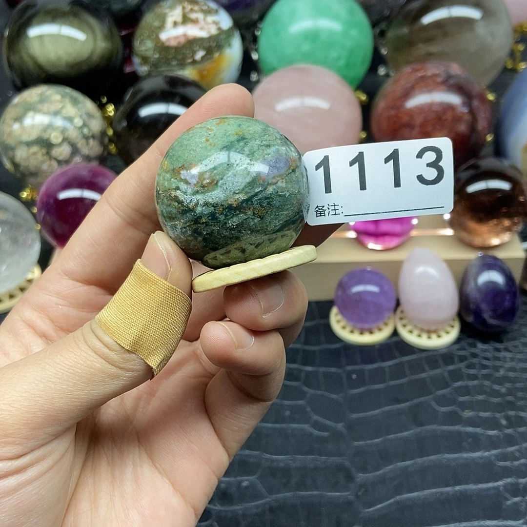 水晶摆件未镶嵌M****摆件