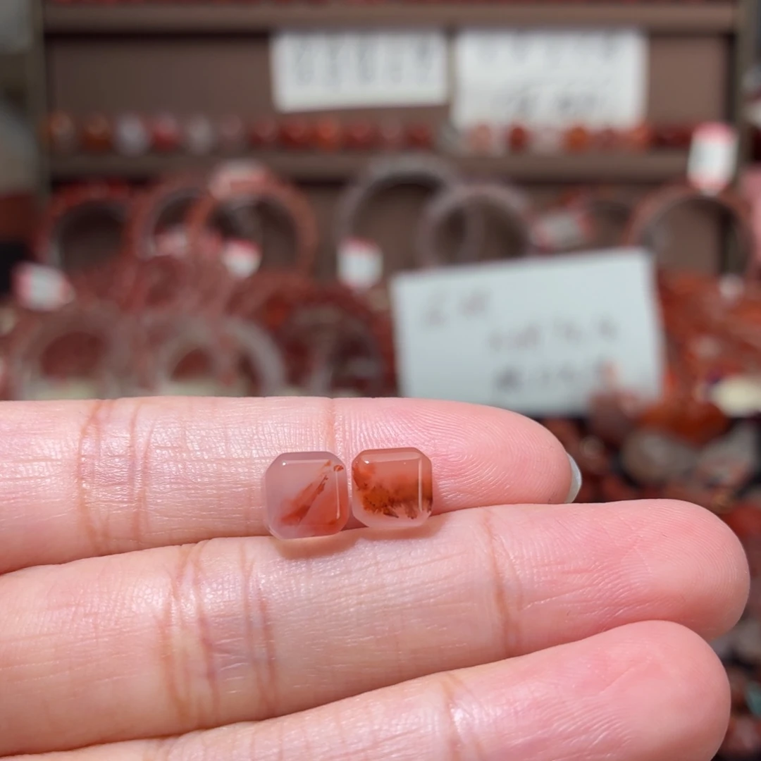 南红玛瑙未镶嵌颈饰方糖一对卡7