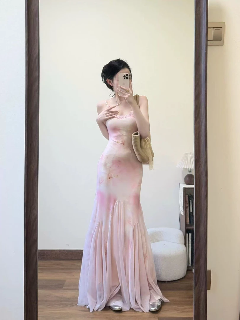 法式粉色碎花网纱吊带连衣裙女夏海边度假氛围感修身包臀鱼尾长裙
