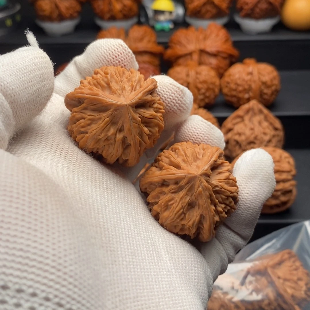 把件文玩核桃P****松御龙三棱