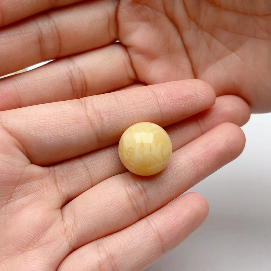 蜜蜡裸石未镶嵌萌***员蜜蜡圆珠梦