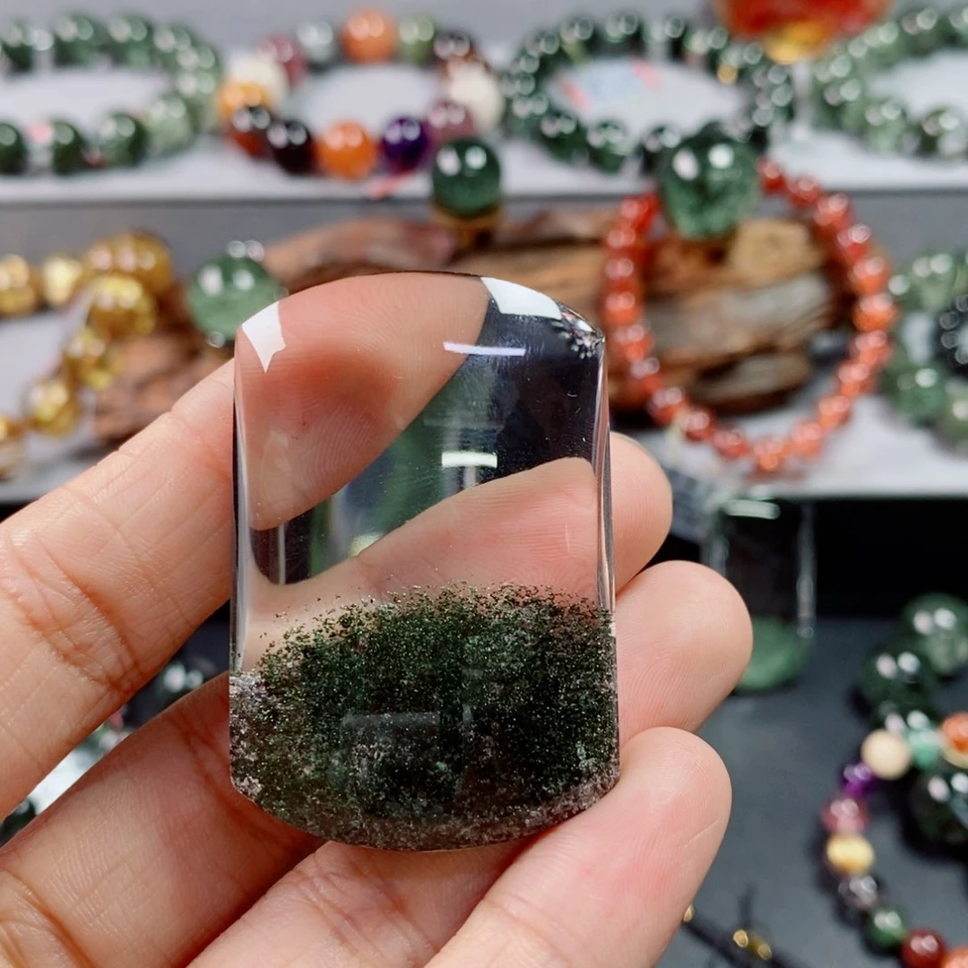 沐****未镶嵌吊坠(不含链)水晶绿幽灵吊坠打孔不退换