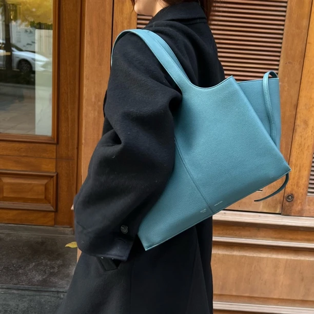 95新 Celine/思琳 全皮高价单肩托特手提腋下包A1075