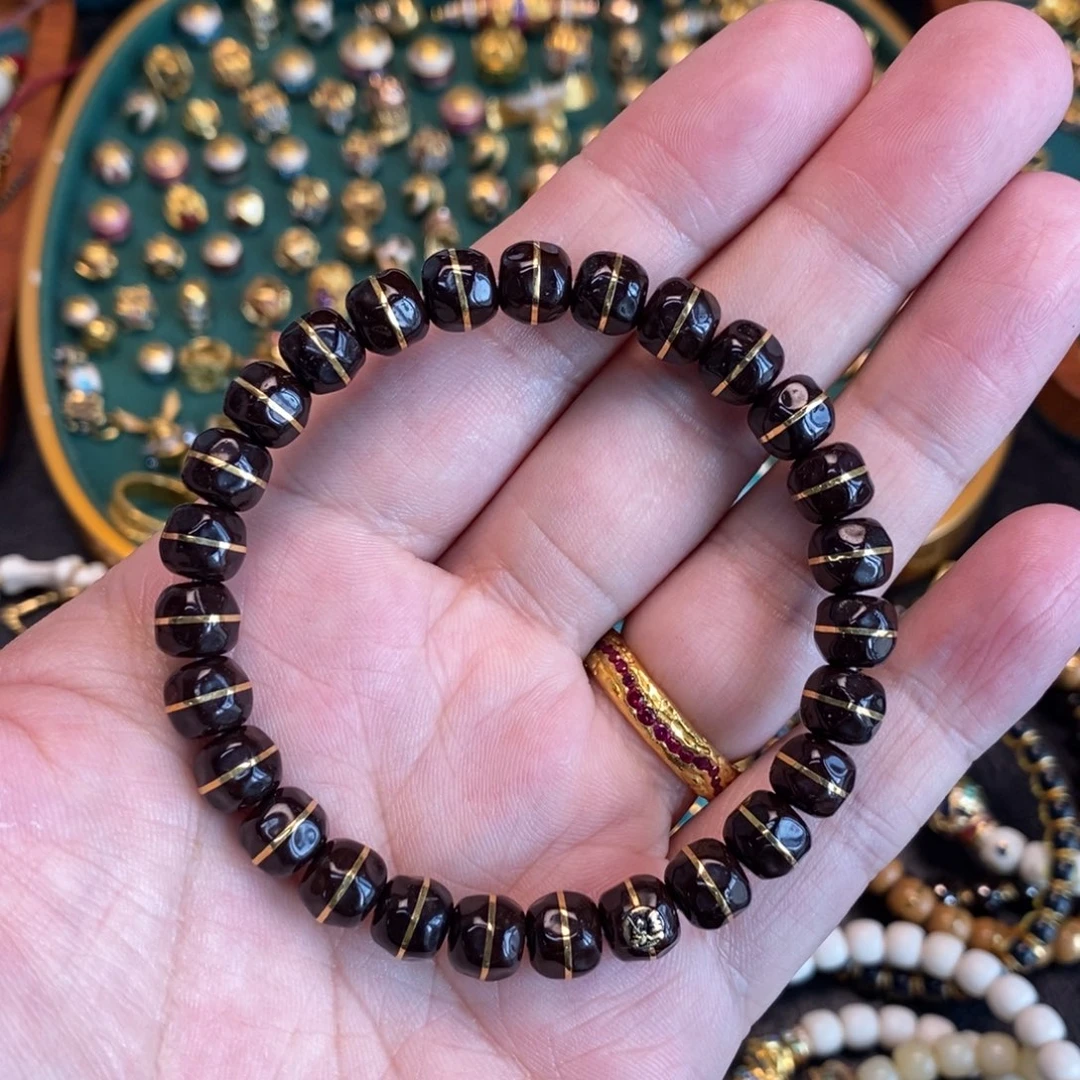 手链足金镶嵌合成（培育）蓝宝石