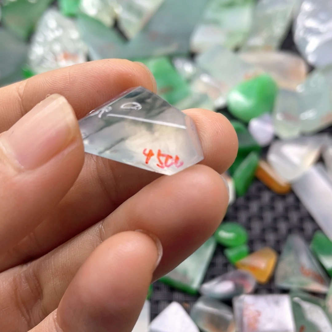 定制翡翠未镶嵌天然翡翠