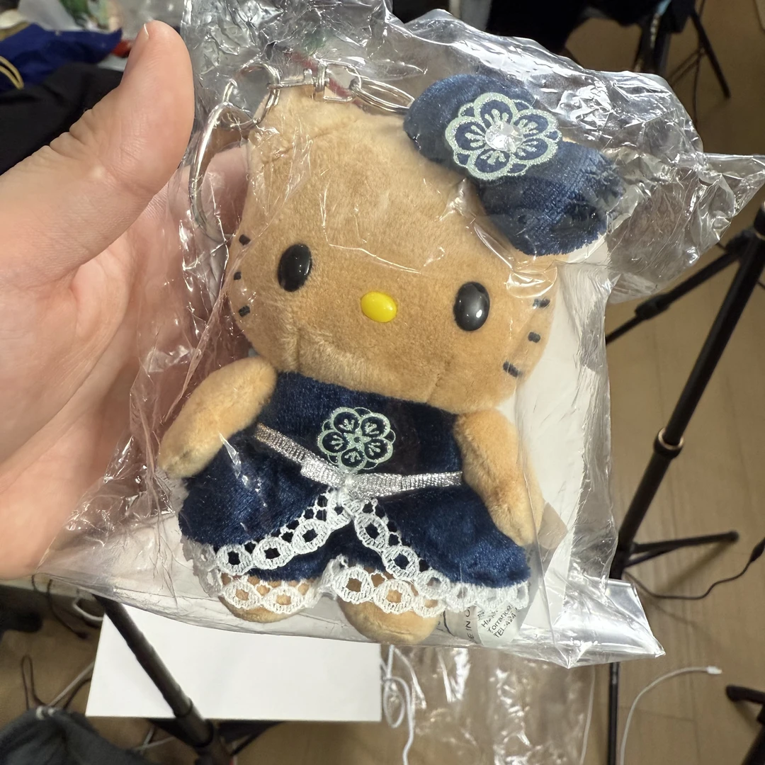 hello kitty 卡哈拉酒店限定配色 钥匙扣