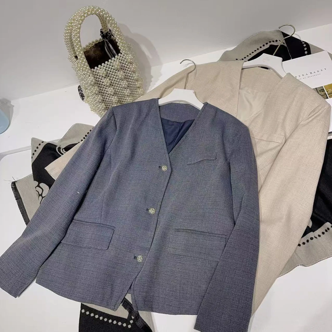 L胸114长59气质V领西装外套显瘦设计感垫肩休闲上衣 8213