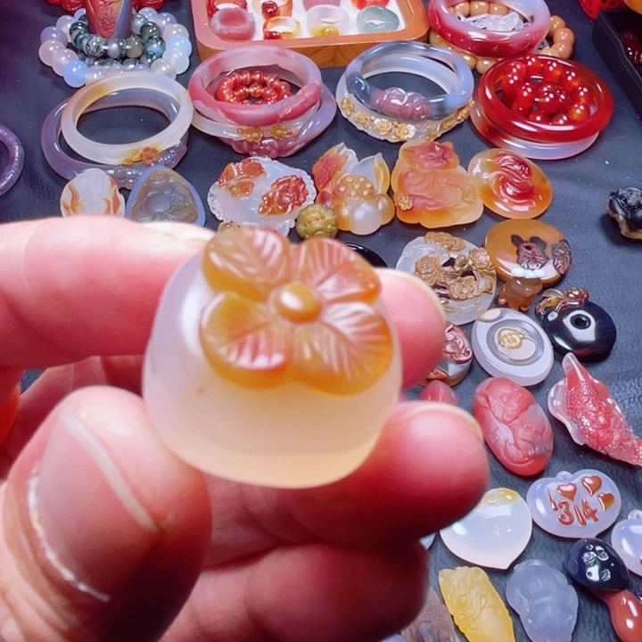 玛瑙/玉髓未镶嵌颈饰