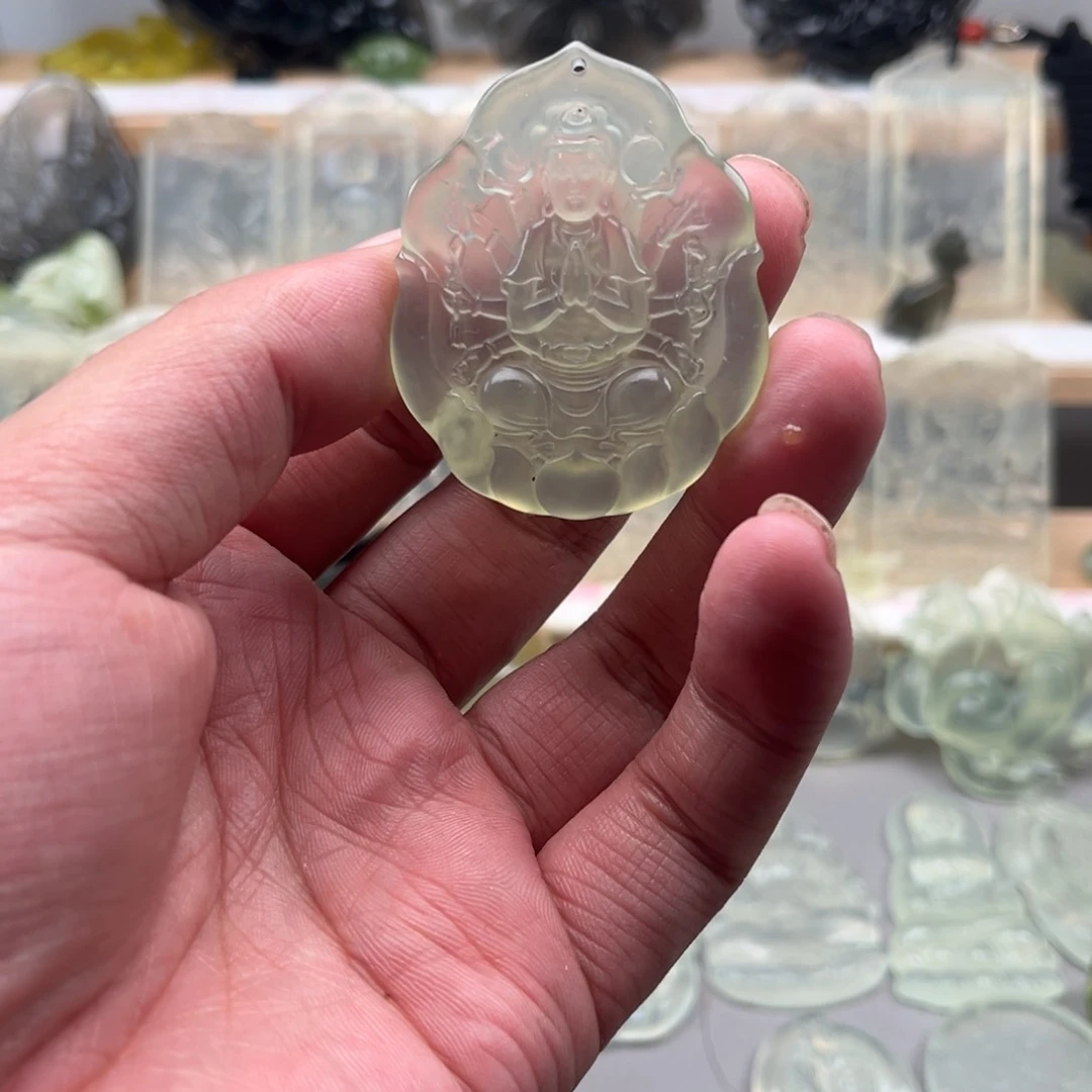 未镶嵌蛇纹石玉颈饰