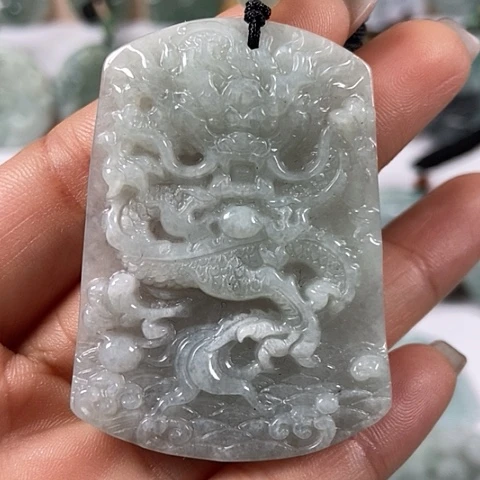 翡翠颈饰未镶嵌龙行天下福利