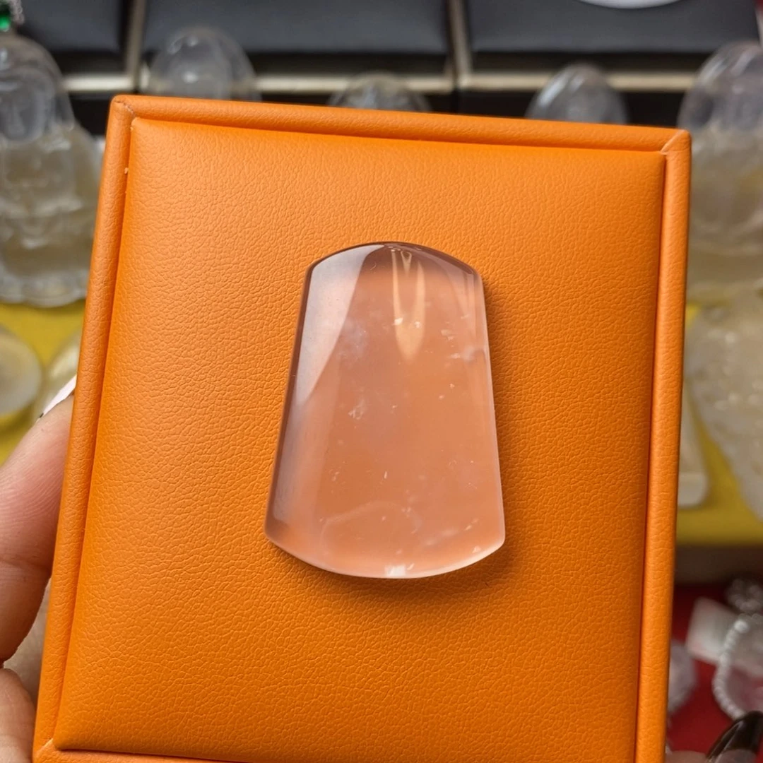 石英质玉未镶嵌吊坠