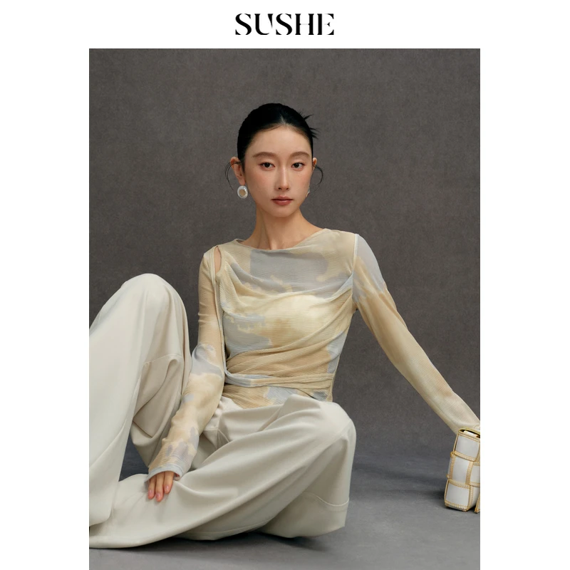 束皙SUSHE 丁达尔 不规则渐变压褶 双层悬挂收腰针织套装上衣女秋