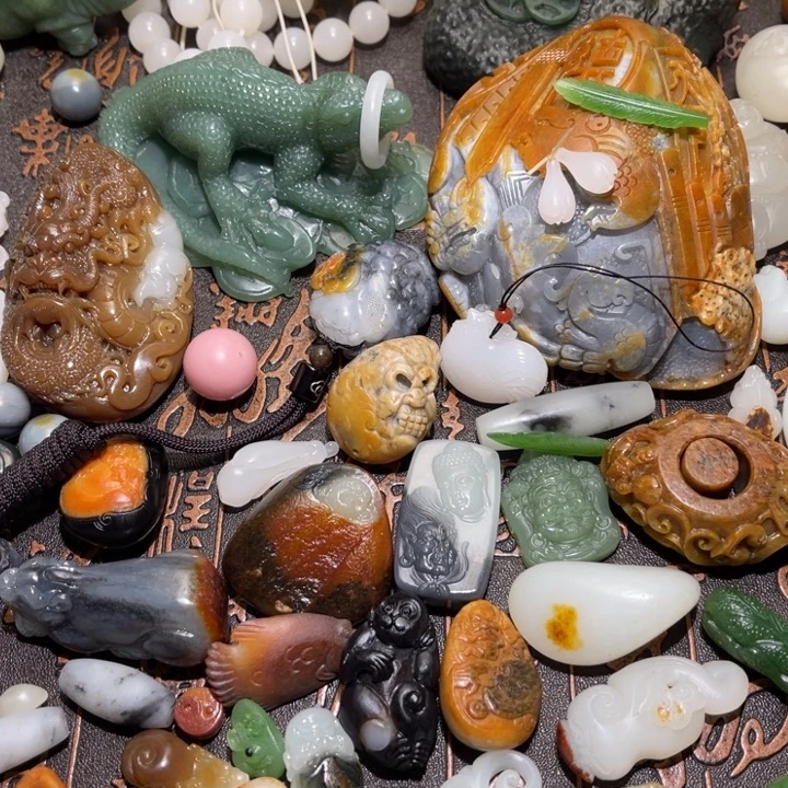 和田玉未镶嵌吊坠(不含链)