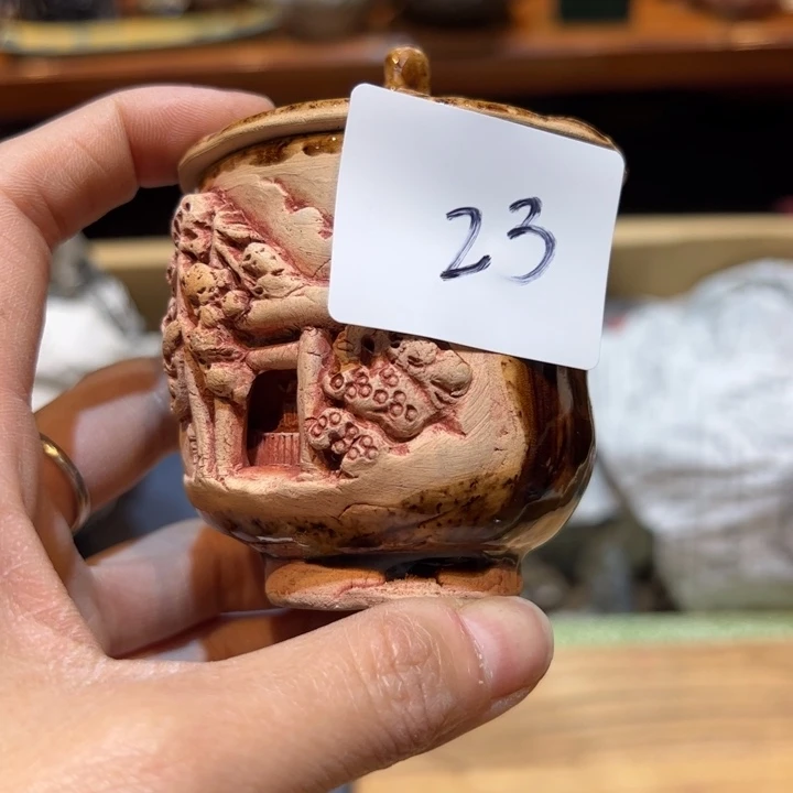 瓷片哈**木在家里面的东西23