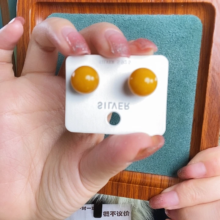 蜜蜡银S925镶嵌耳饰耳钉