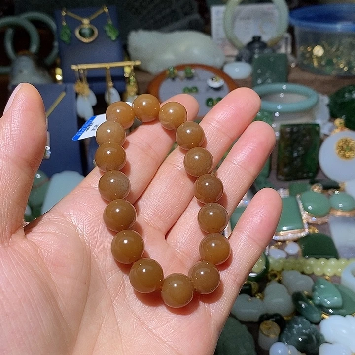 和田玉（糖玉）未镶嵌吊坠(不含链)