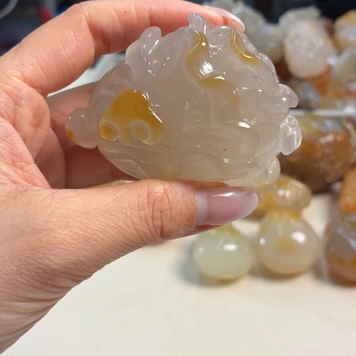 未镶嵌颈饰玛瑙/玉髓