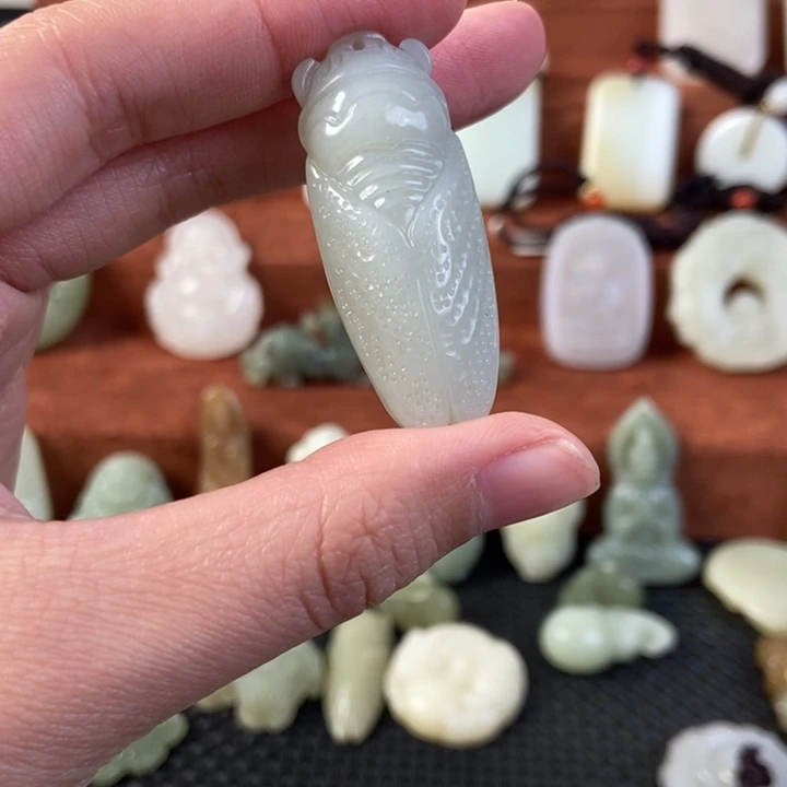 桃***馆和田玉未镶嵌颈饰