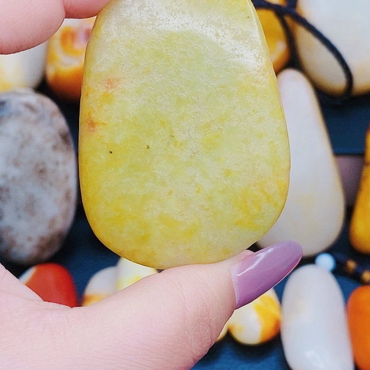 未镶嵌和田玉挂件