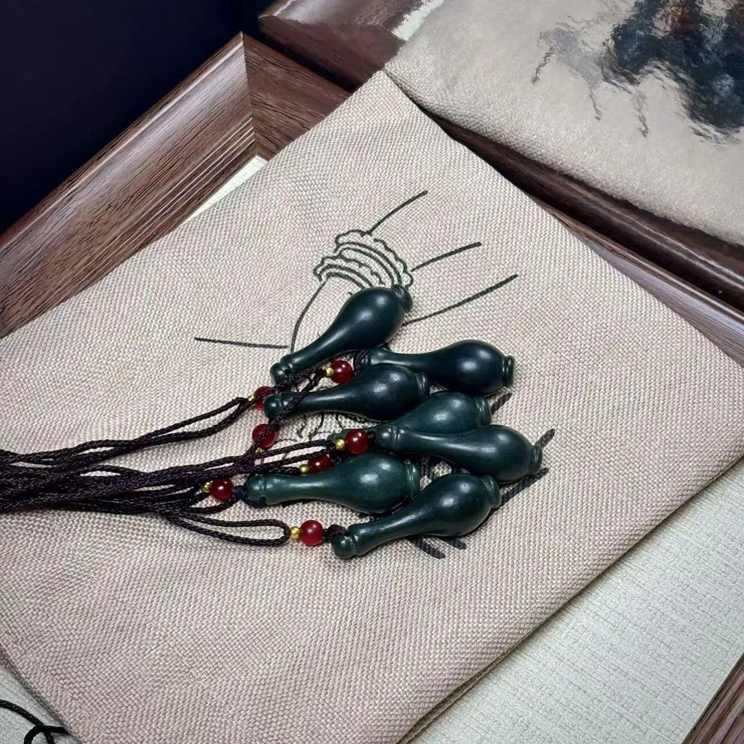 老四精选 宝瓶吊坠 多样性发其一