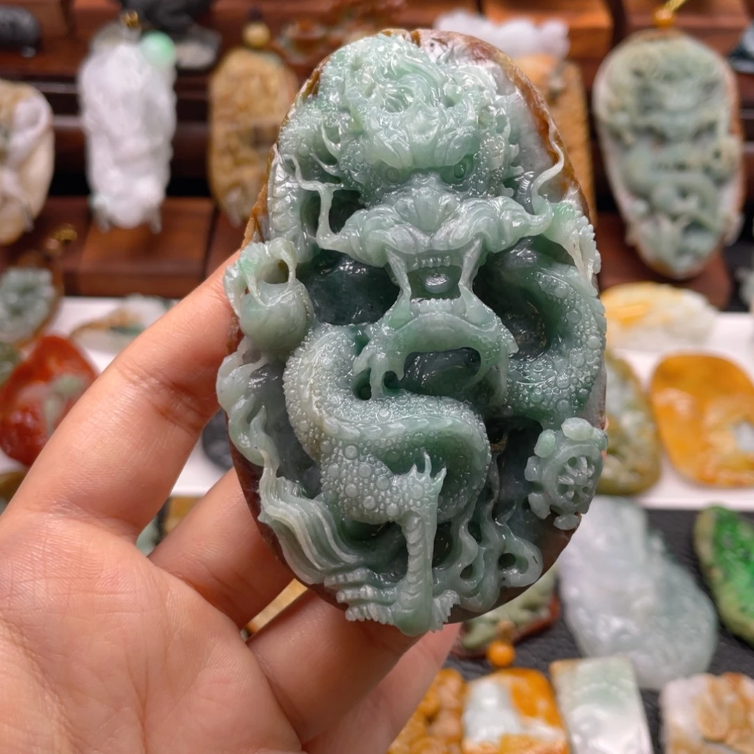 乘***周未镶嵌定制翡翠翡翠