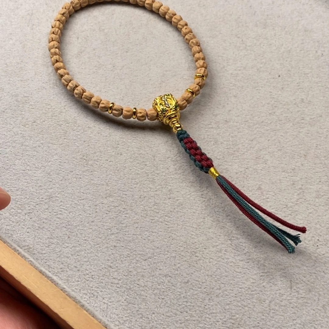 柏香籽/百香籽吊坠。。。。。。。。。。。