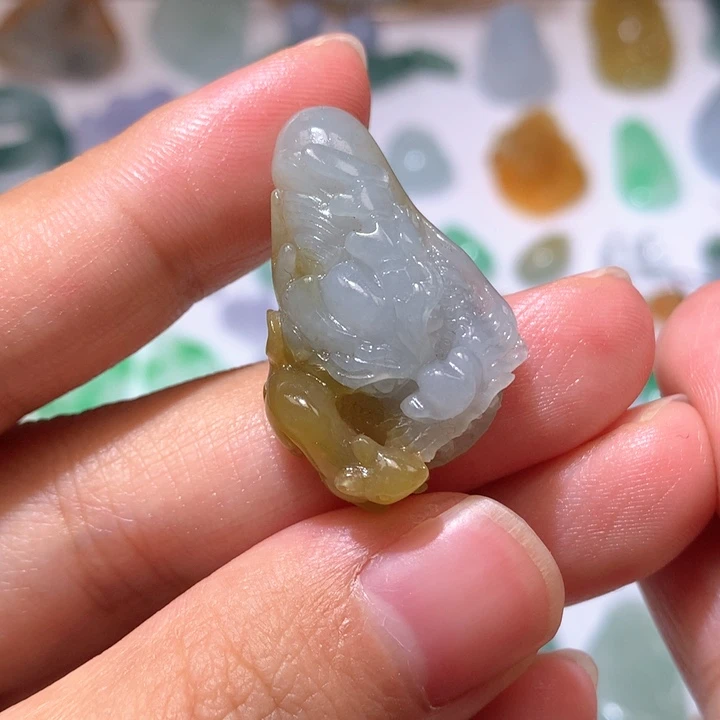 未镶嵌定制翡翠龙