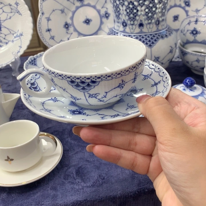 瓷片全套的都有的吧哈