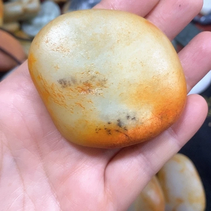 和田玉（糖玉）未镶嵌挂件