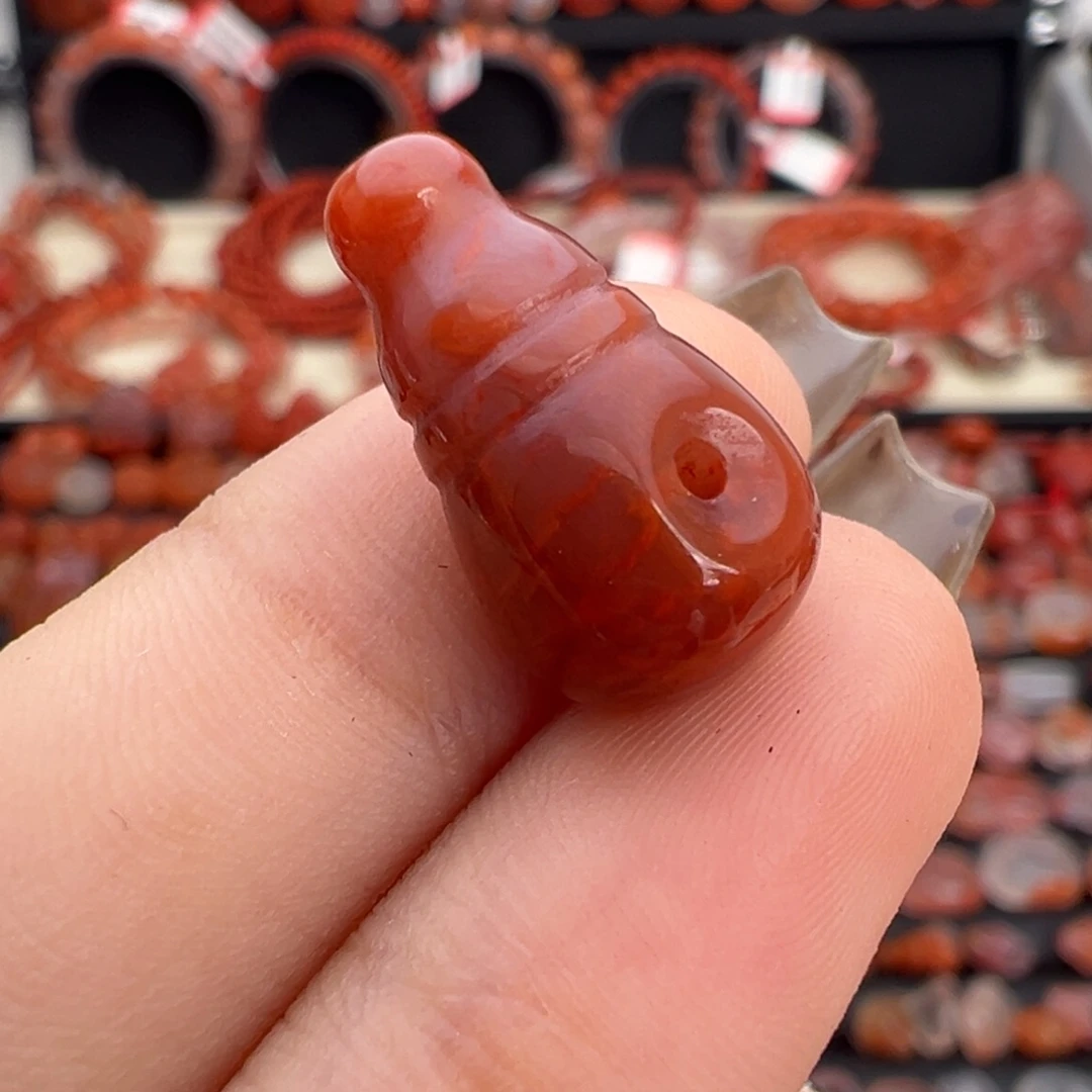 南红玛瑙未镶嵌颈饰火焰三通