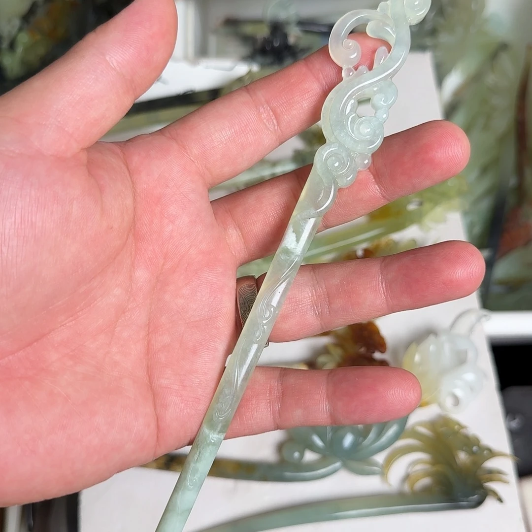 蛇纹石玉未镶嵌发饰
