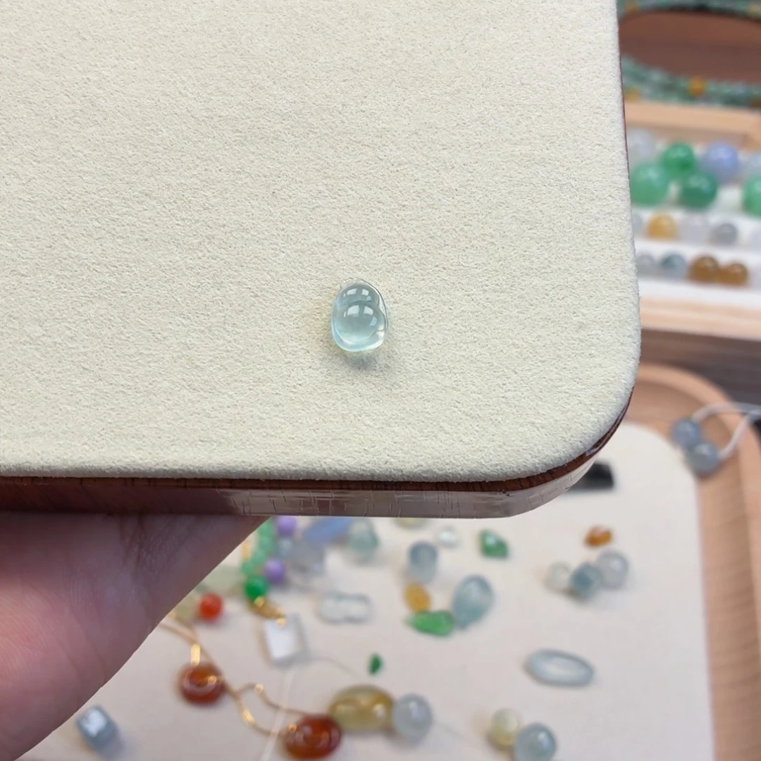 翡翠散珠蓝钢小豆子