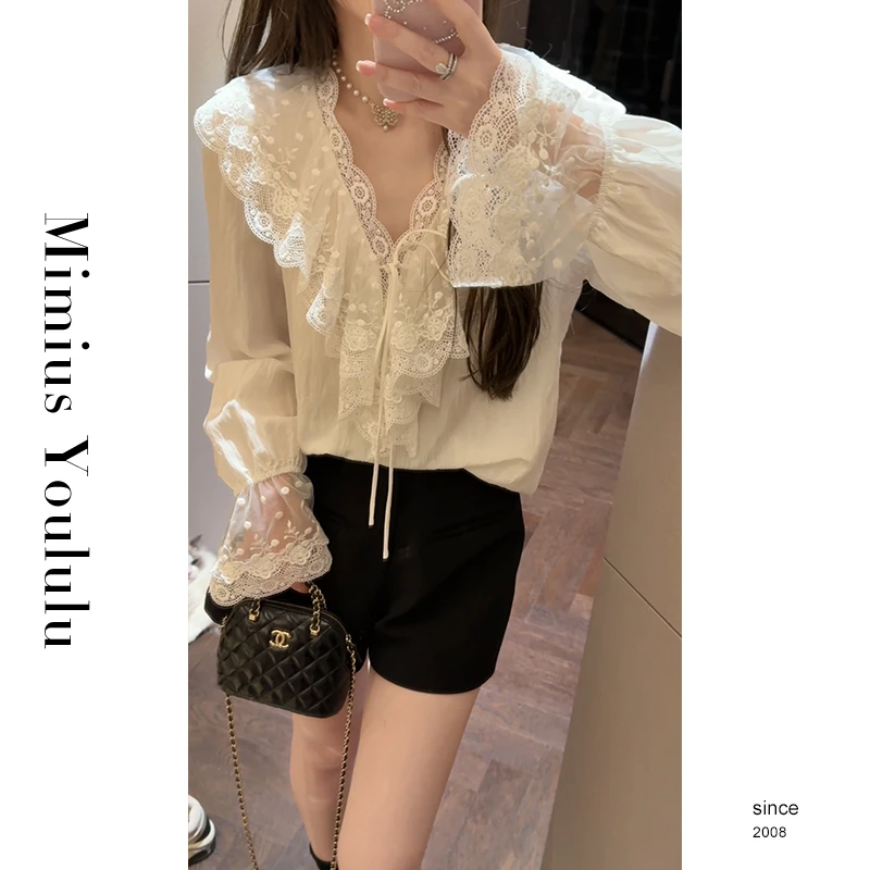 【mimius】&喵喵 法式浪漫V领蕾丝边衬衫 G03071