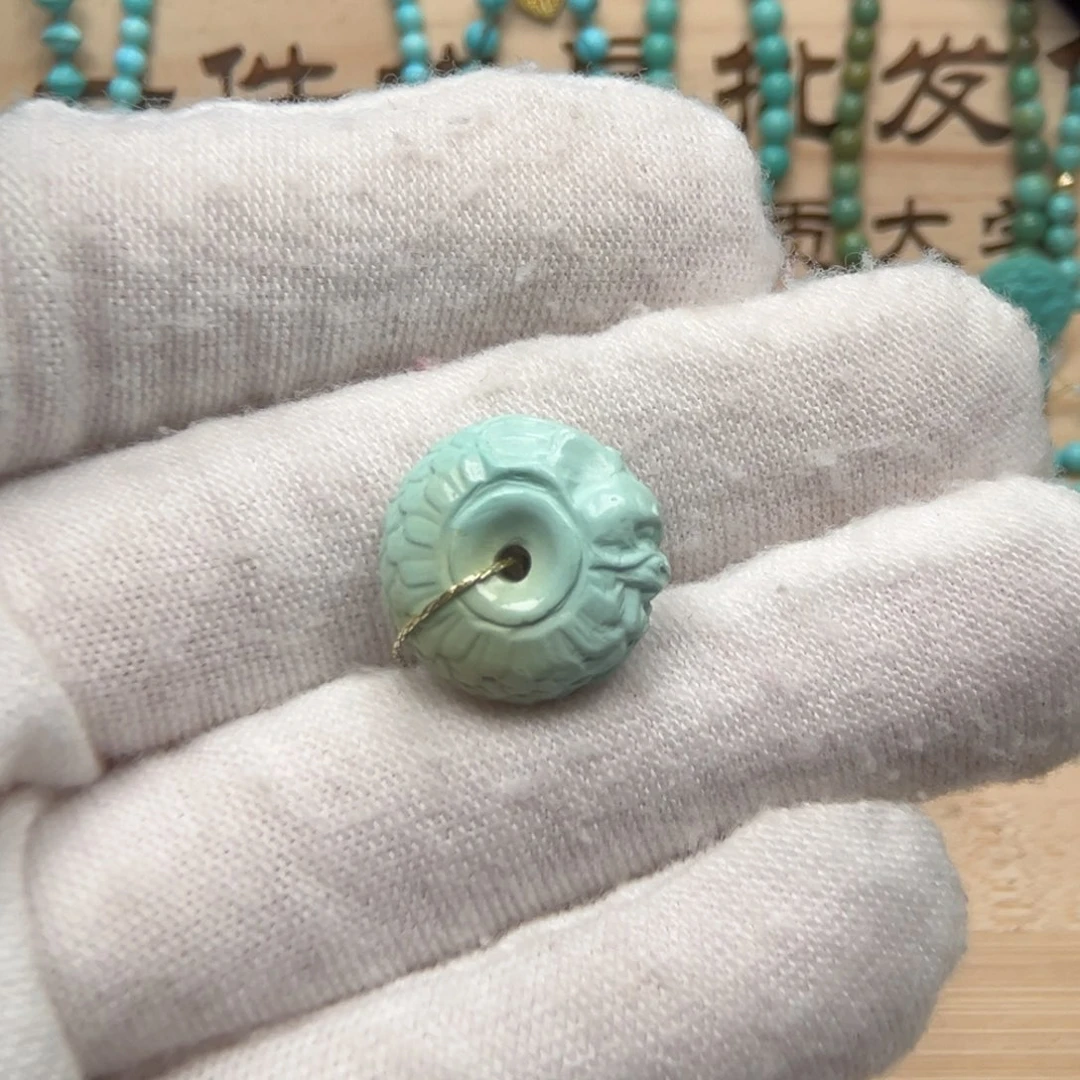 绿松石雕刻未镶嵌