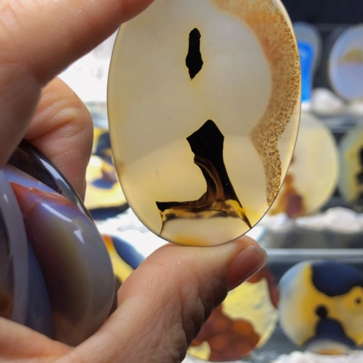 合金玛瑙/玉髓珠宝奇石179