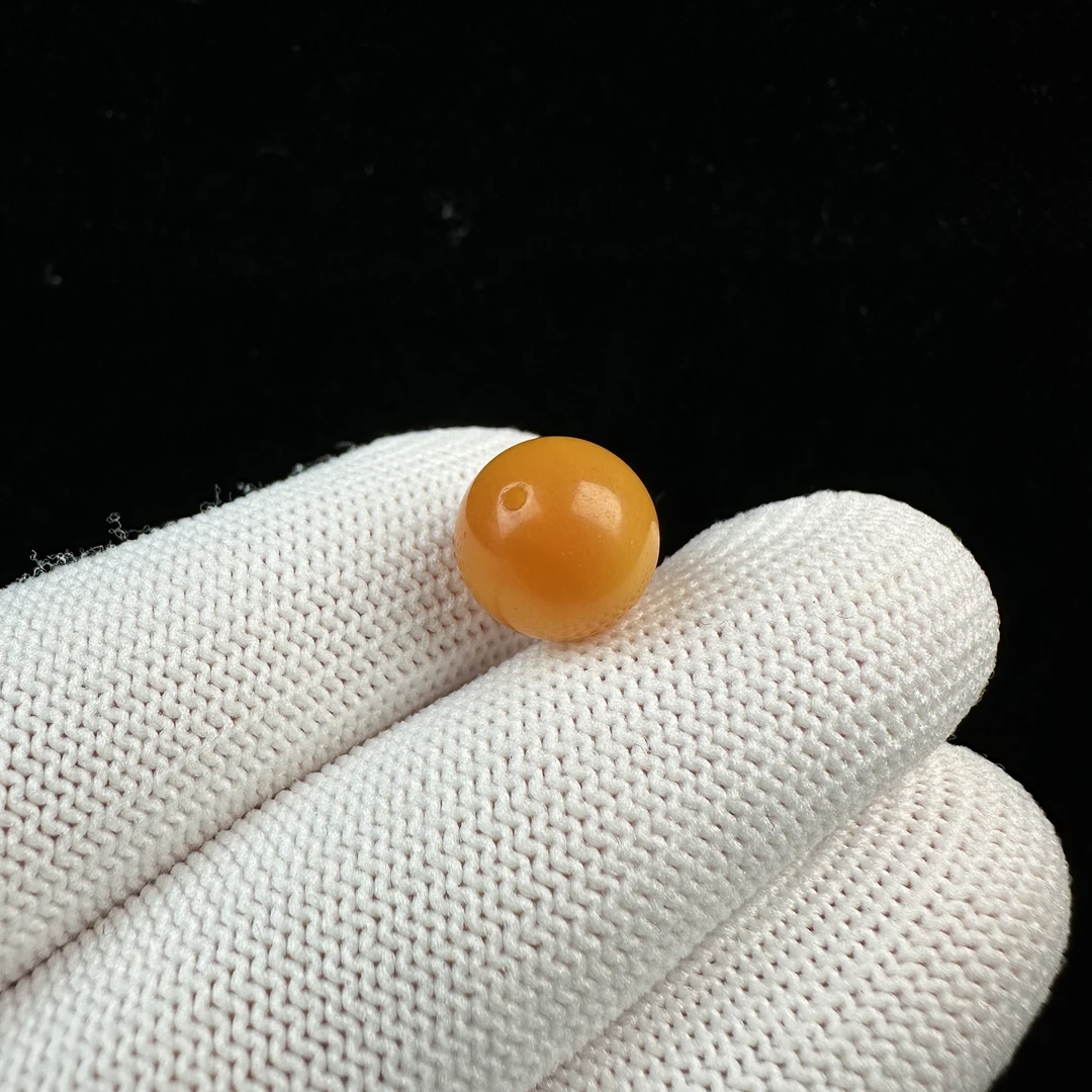 B2057天然原矿蜜蜡 瑕疵特价福利款 10.6mm支持复检假一罚四