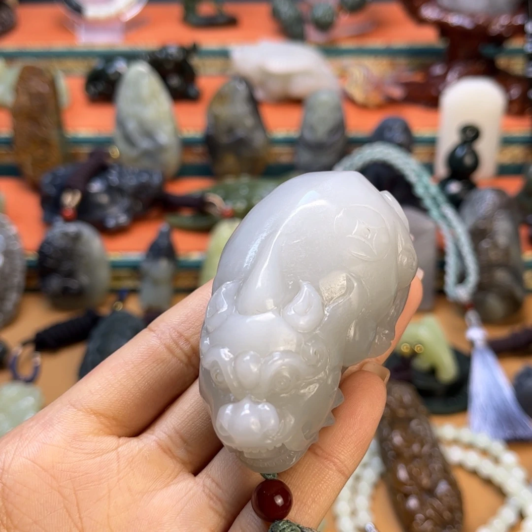 未镶嵌和田玉挂件