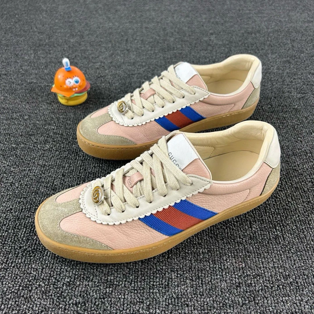 95新 GUCCI/古驰 粉色德训鞋37码 粉色搭配蓝色和红色条纹 HB3397