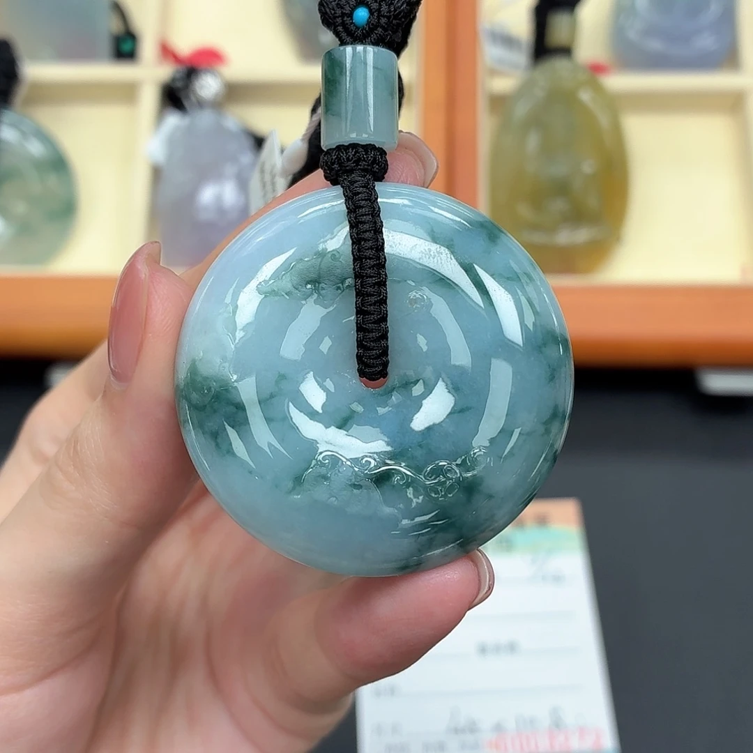 翡翠未镶嵌颈饰天然缅甸A货翡翠