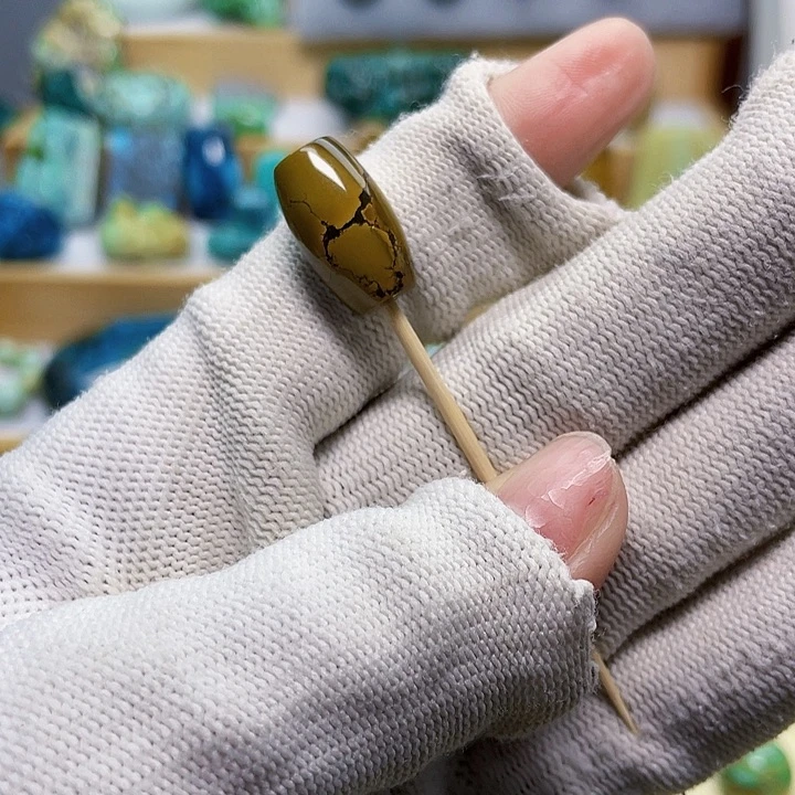 绿松石未镶嵌绿松石