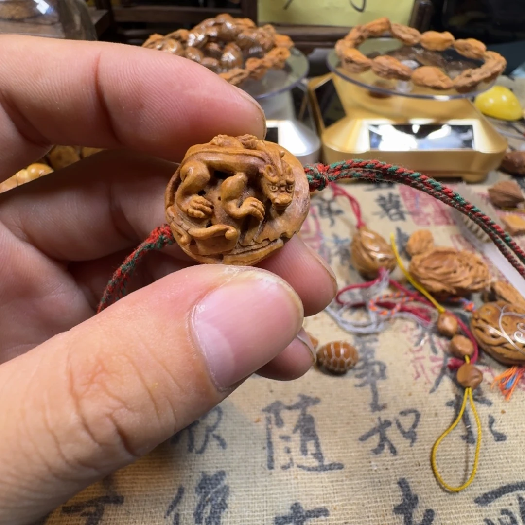 吹***唱手串/手链核桃吃龙60