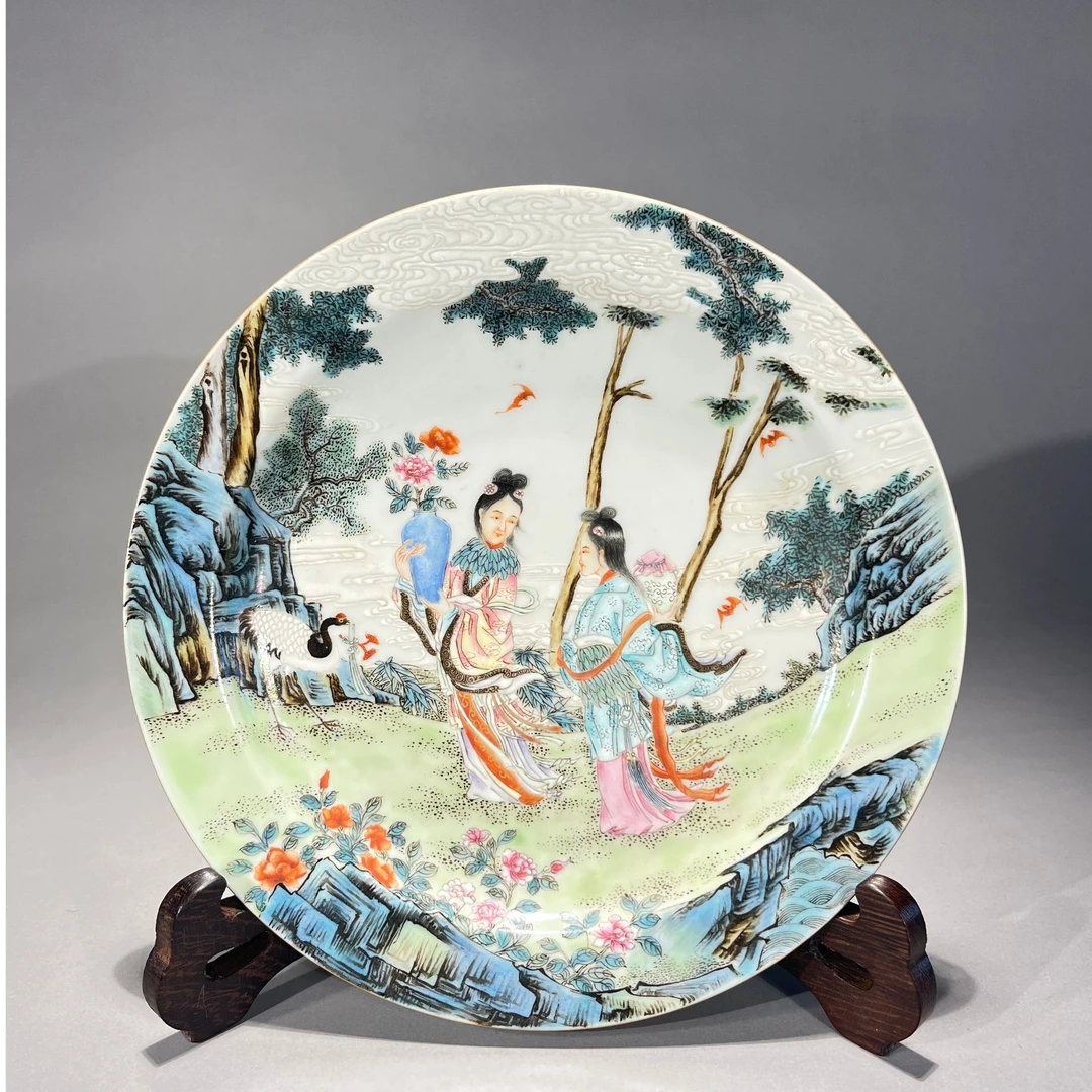 粉彩  仕女图盘