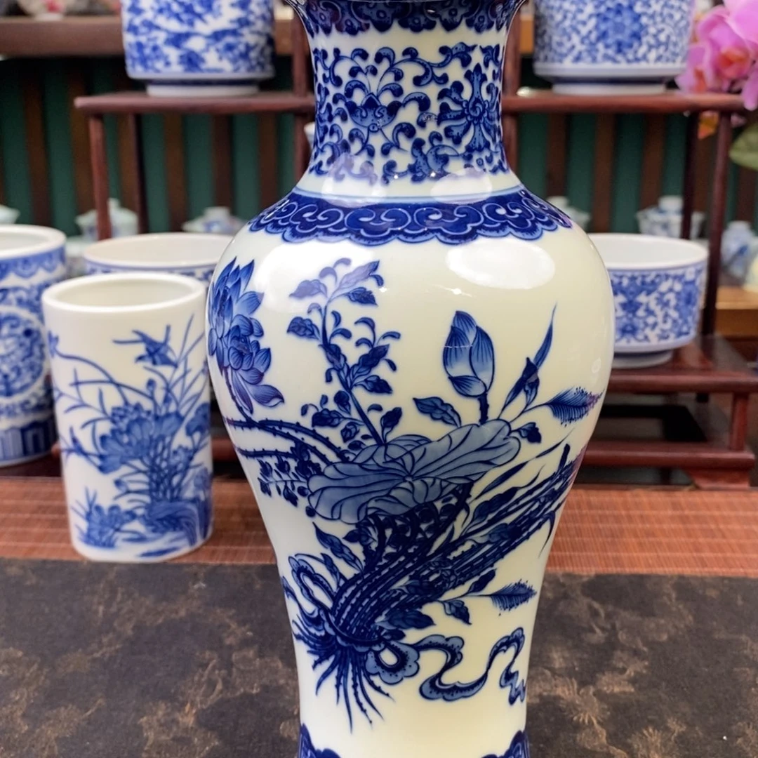 慎静斋一束莲赏瓶