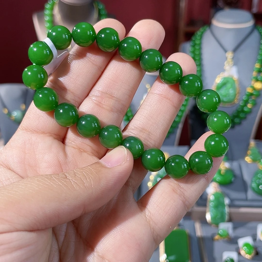 和田玉（碧玉）未镶嵌颈饰