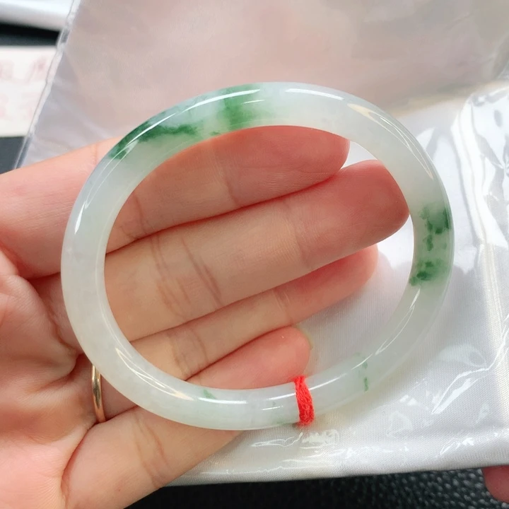未镶嵌手镯翡翠56.6贵妃
