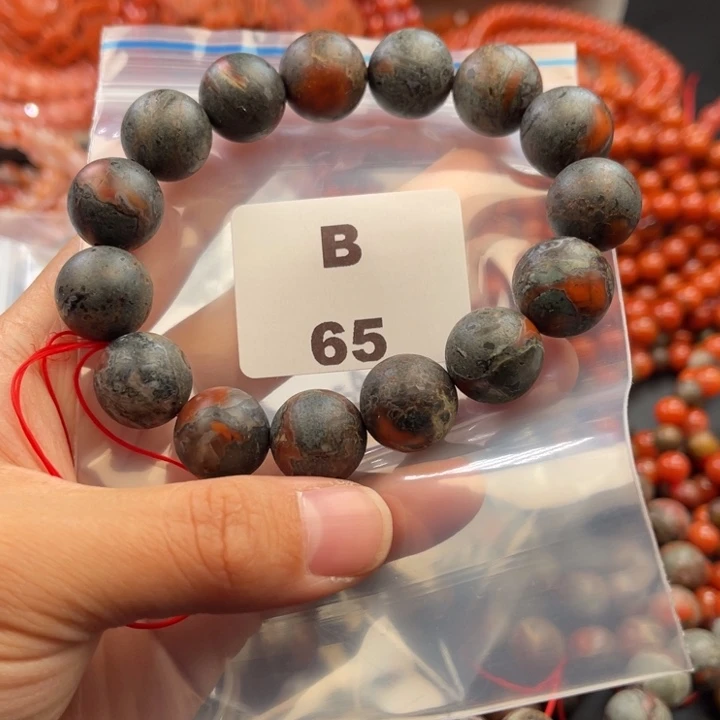 南红玛瑙未镶嵌多样性发货默认微瑕称重15mm