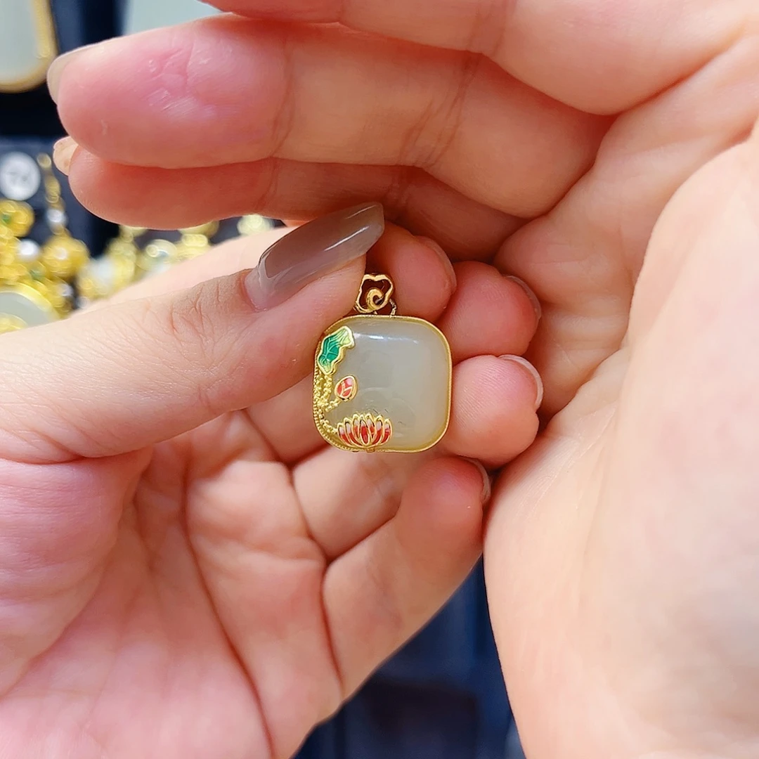 和田玉银S925镀金镶嵌颈饰