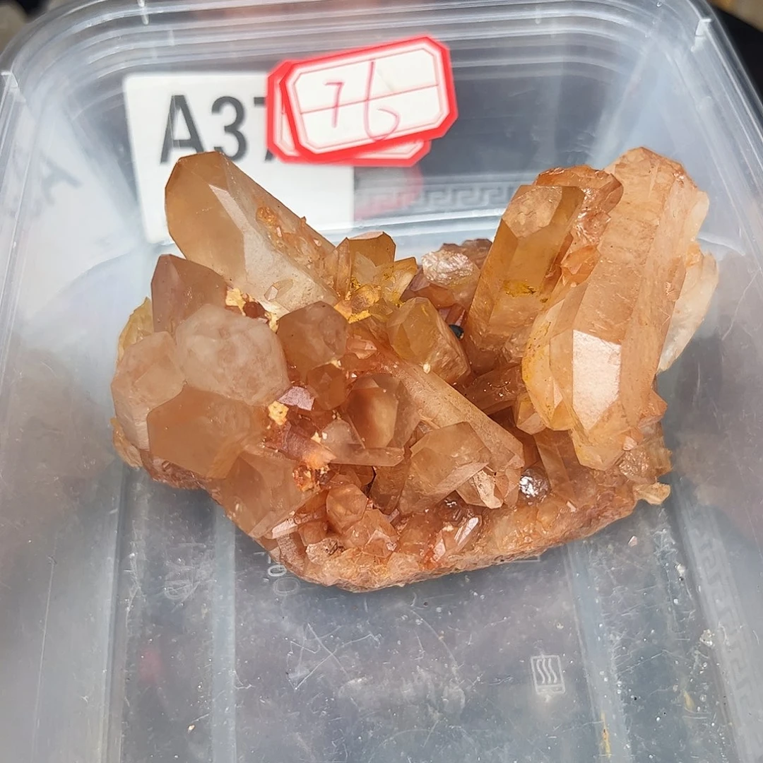 绾***兮水晶珠宝半成品未镶嵌