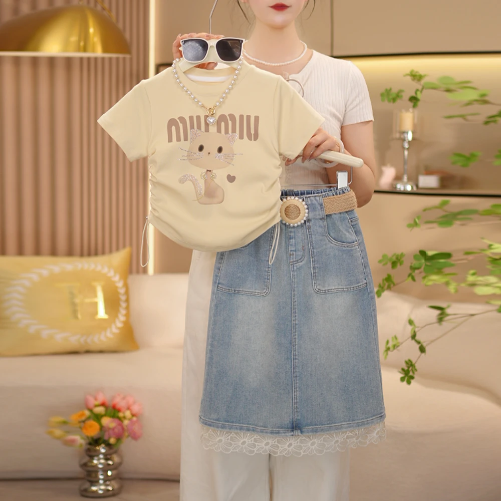 【闺蜜家】女童2025夏季新款时尚卡通正肩T恤+蕾丝拼接牛仔裙-8181