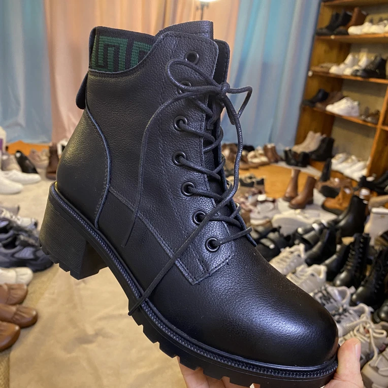 真皮休闲女鞋冬季靴子马丁靴集合连接按主播说的拍号96200百搭